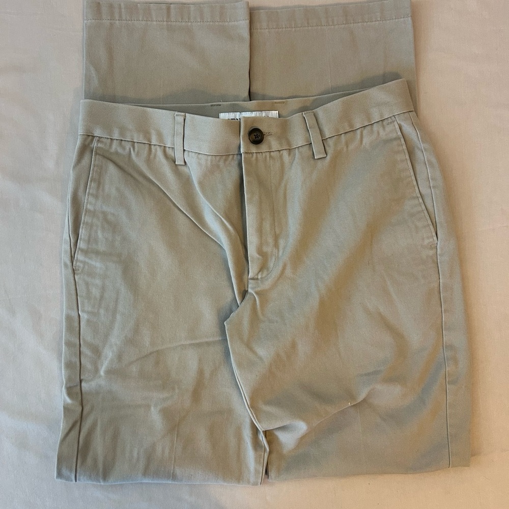 Amazon Essentials Men's Khaki Flat Front Chinos Size 30 x 32 - Picture 2 of 7